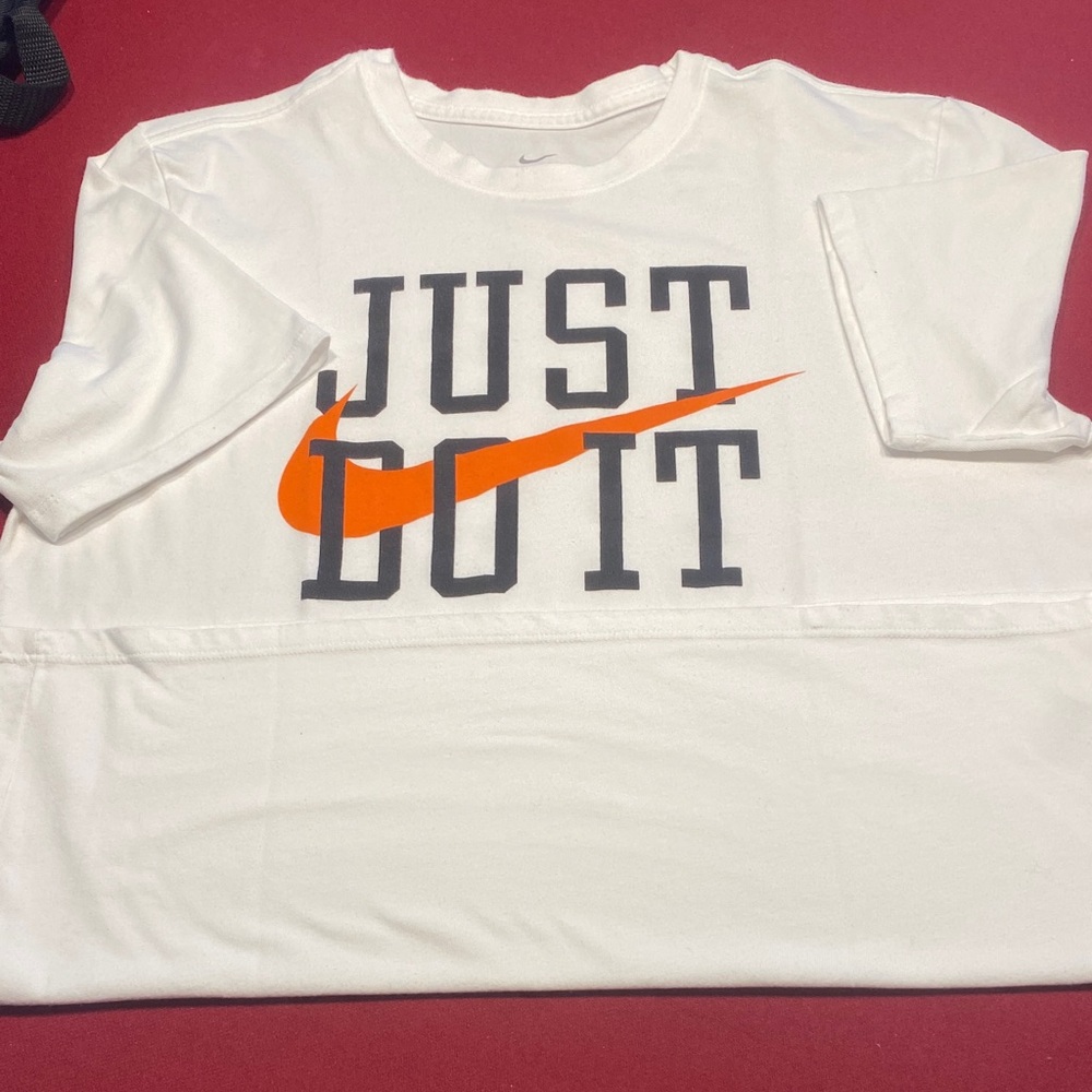 Nike White Tee with Black and Orange Slogan - Picture 4 of 5